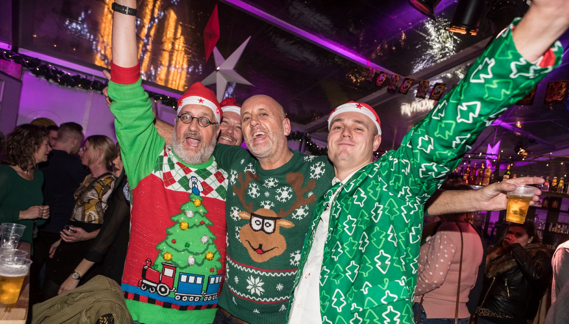 Foute Kersttruien Party - Wintertijd Heerlen
